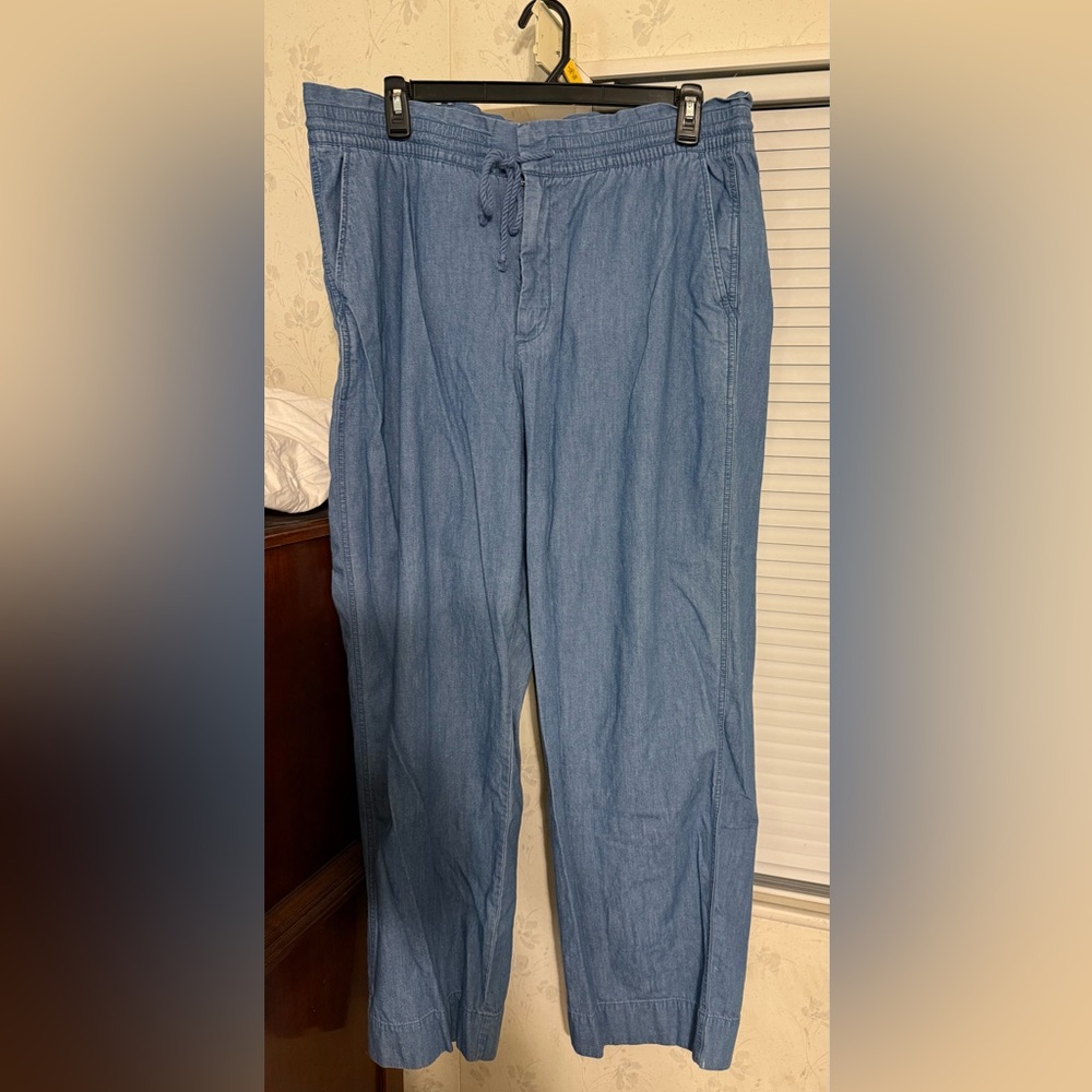 NWOT Gap Elastic Waist Straight Leg Lightweight Denim Pants Women's Size 20 Tall